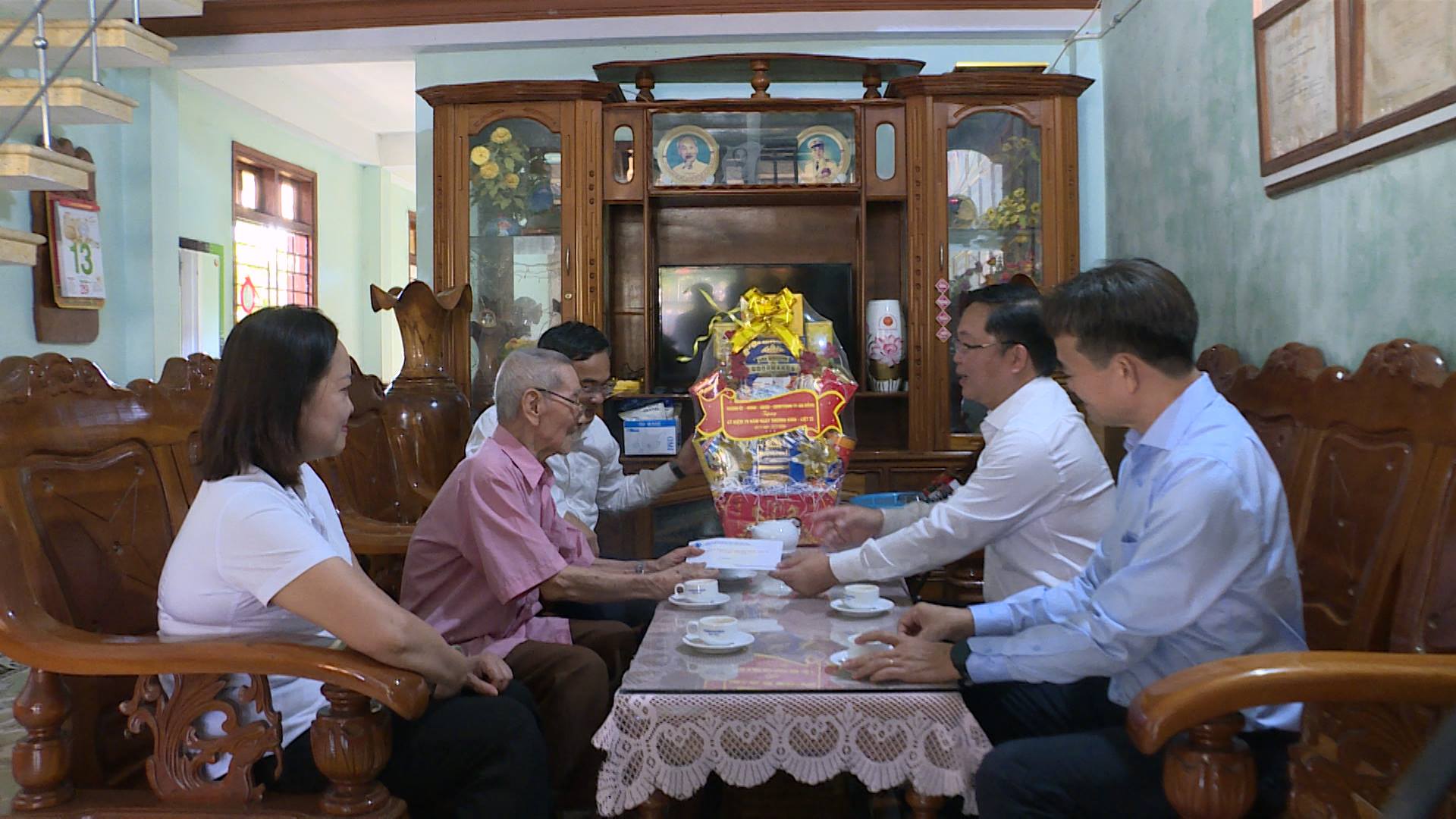 anh tin bai